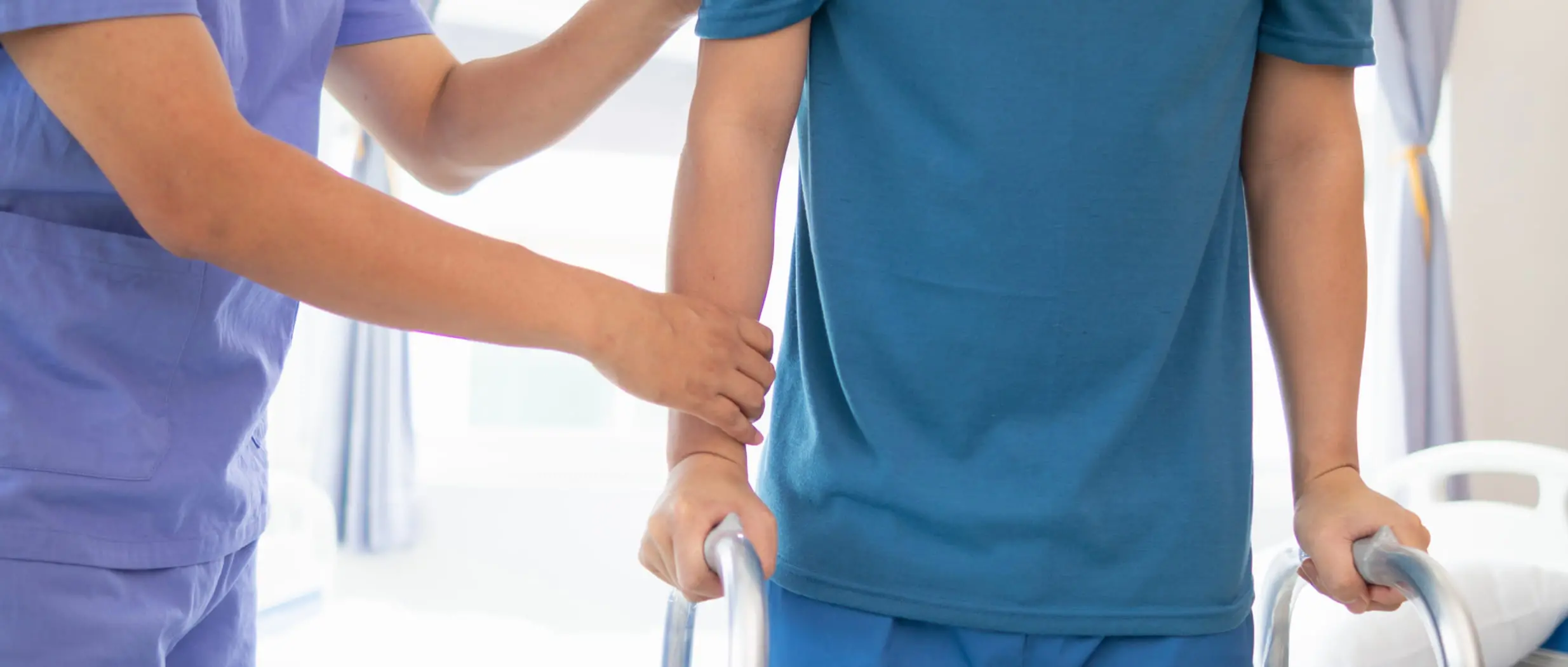 動作解析に基づく個別リハビリ支援の様子