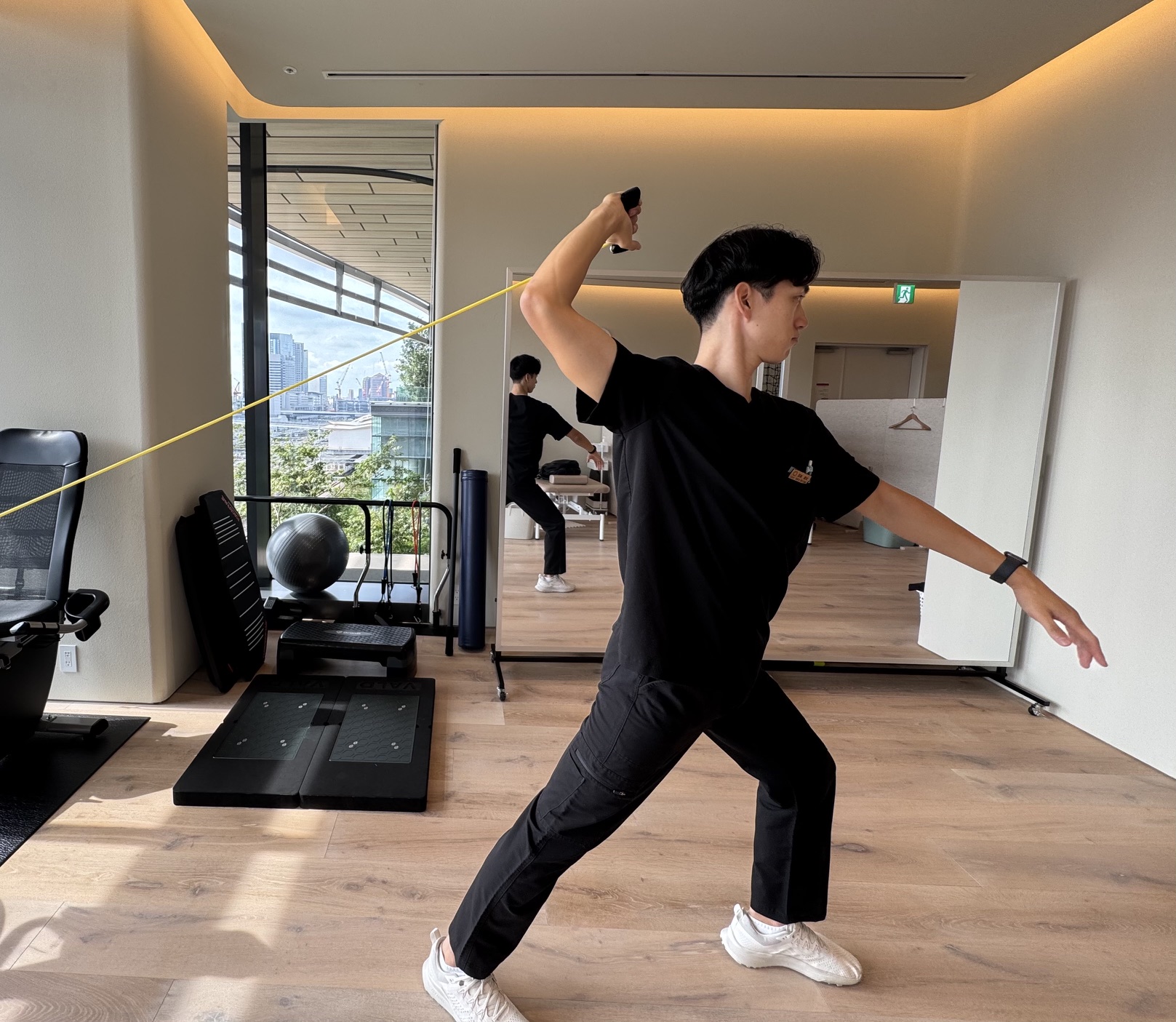 投球動作を意識したトレーニング